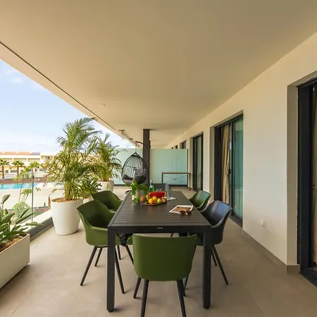 New Atlantic Homes Heated Pool - * 阿德耶